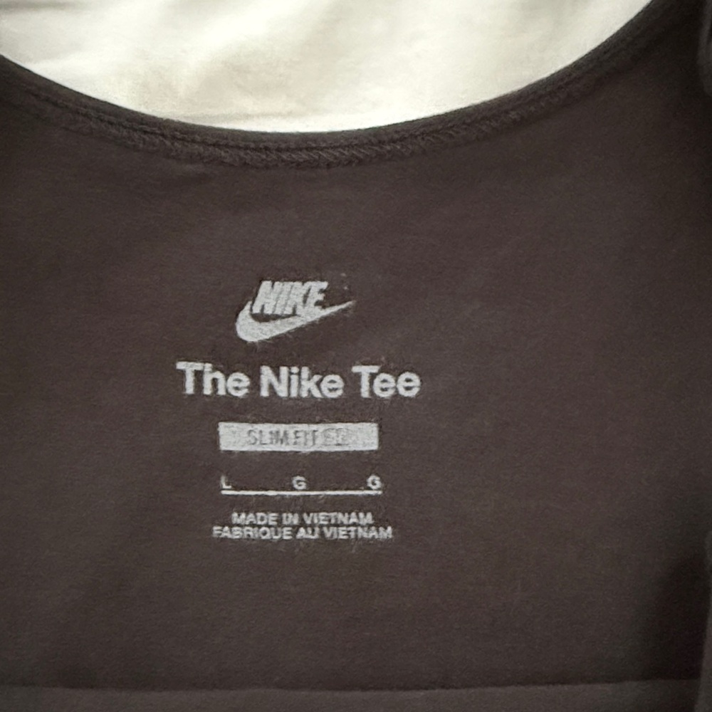 Nike Tank - Picture 2 of 3